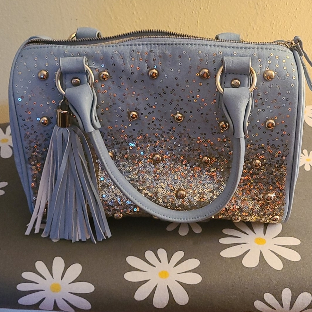 bag - Picture 1 of 4